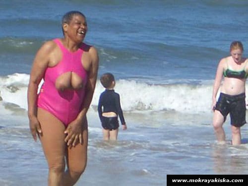 Фото девушек на пляже голышом 34 фото