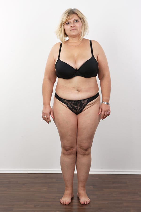 Зрелая толстая женщина на кастинге в порно 8 фото
